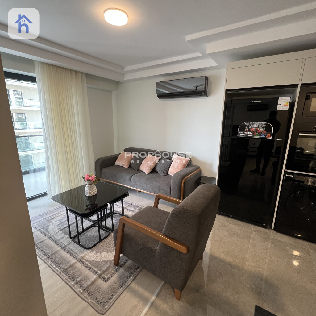 Chic Studio Apartment in Rami Towers