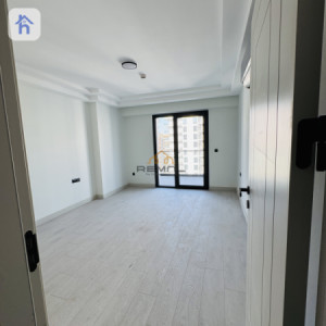 Elegant one-bedroom apartment image 1