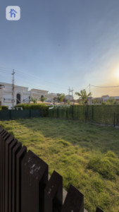 Spacious Home with Six Bedrooms image 2