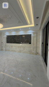 Spacious Home with Six Bedrooms image 10