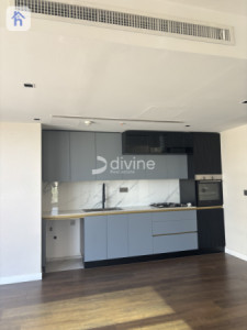 Corner Apartment image 3