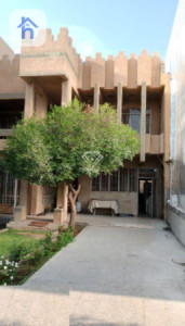 منزل قديم للبيع في مفتي image 2