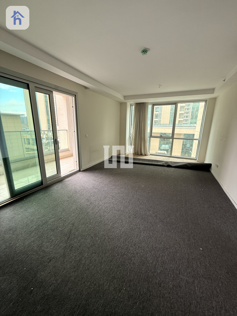 Spacious Apartment with 2 Bedrooms