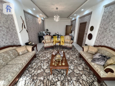 Spacious House with 5 Bedrooms Resim 7