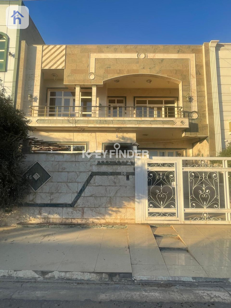 منزل طابقین