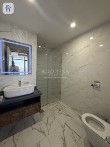Modern Furnished Apartment in Sky Towers Resim 7