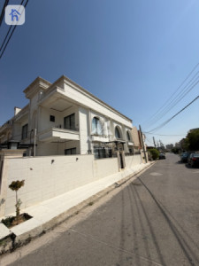 House (200m²) image 2