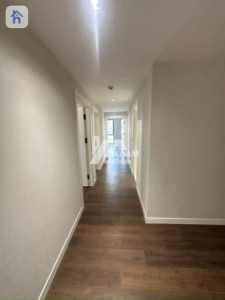 Spacious 3 Bedroom Apartment with Prime Location image 14