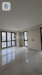 Luxury Apartment image 2