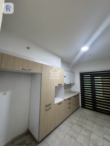 Modern Apartment with 2 Bedrooms in Empire Wings Image 5