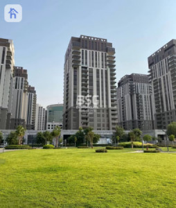 Spacious 3-Bedroom Apartment image 2