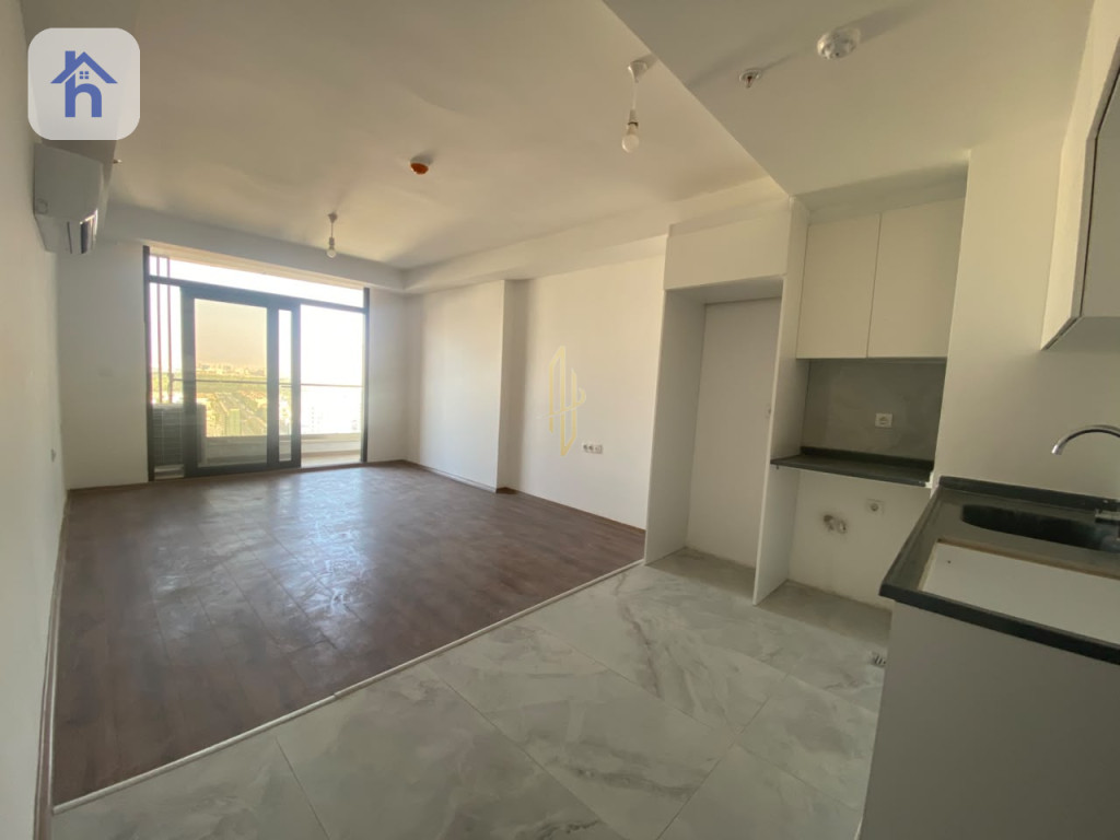 Spacious Apartment in Prime Location