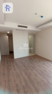 Modern Apartment with 3 Bedrooms image 2