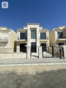 منزل واسع بـ 4 غرف نوم للإيجار image 1