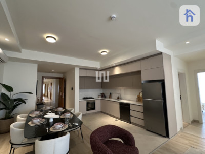 Modern Apartment image 7