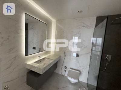 Modern Erbil Apartment with Stunning Views Image 9