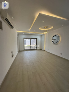 Spacious House with 4 Bedrooms Resim 3