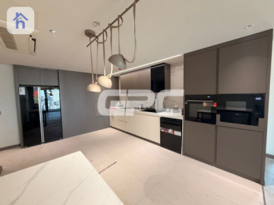 Spacious Apartment in Cavalli Tower image 1
