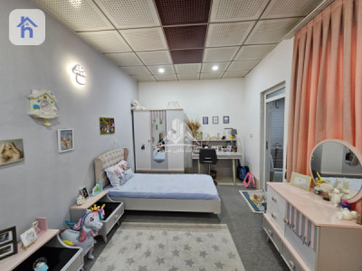 Modern House with many features Image 11