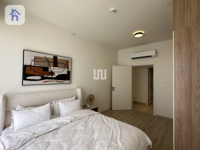 Cozy apartment in DC Towers image 6