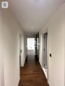 Apartment Opposite Garden Image 6