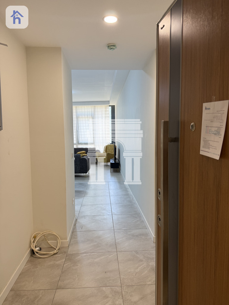 One Bedroom Apartment in Empire Diamond Image 2