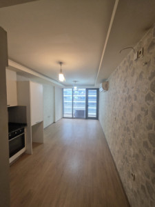 Studio Apartment image 2