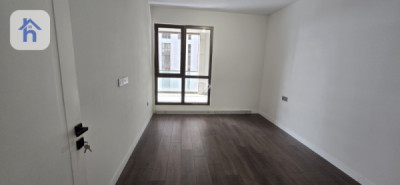Modern 3BR apartment in prime location Image 5