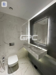 Modern Apartment with Beautiful Views image 11