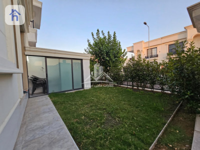 Modern House image 3