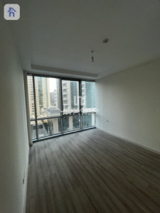 Modern 2-Bedroom Apartment in Empire Square Resim 5