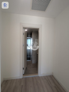 Elegant 2-Bedroom Apartment in Empire Square Resim 9