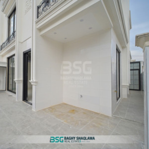 Modern 4 Bedroom House image 1