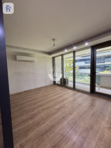 Cozy studio apartment in Star Towers image 4