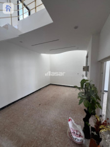Spacious House with Multiple Rooms image 9