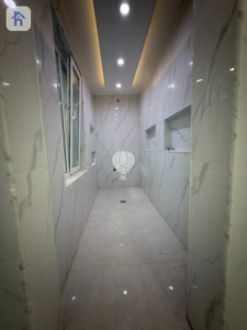 خانوویەکی فراوان بە چەندین ژووری نوستن image 3