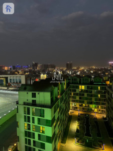 Modern Apartment with Great Views image 5