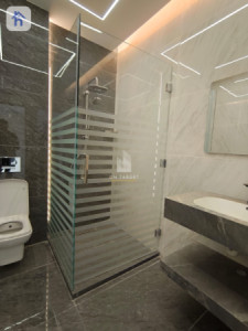 Spacious Apartment in Empire Pearl Towers image 18