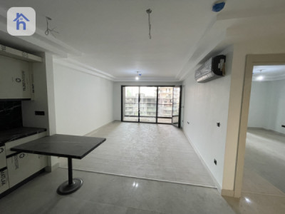 Modern 1-bedroom apartment in Rami Towers image 2
