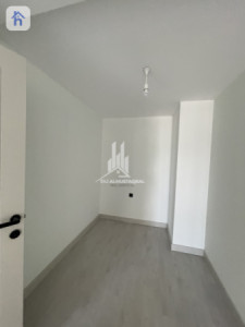 Spacious apartment in Rami Towers Resim 9