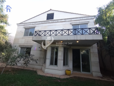 Spacious Commercial House in English Village image 1