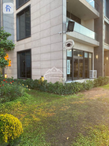55m² shop available for rent Image 3