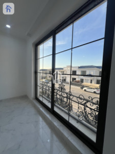 Modern House Image 22