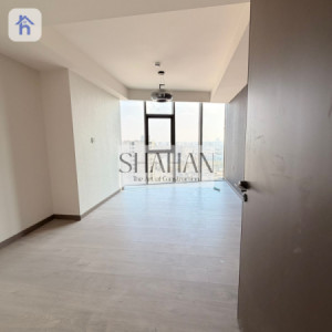 Chic Apartment with City Views Image 3