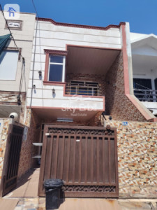 Charming 3-Bedroom House with 2 Bathrooms image 1