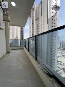 Spacious Apartment with 2 Bedrooms Image 7