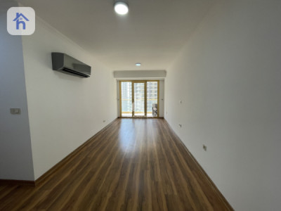 Modern 3 Bedroom Apartment for Rent Image 10