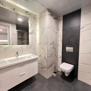 One-Bedroom Apartment in Empire Wings Image 7