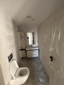 Modern Apartment Image 6