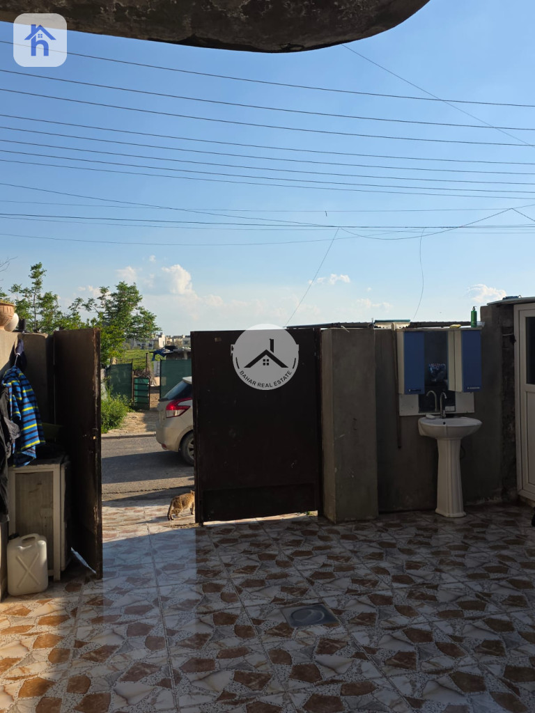 One Floor House Image 2